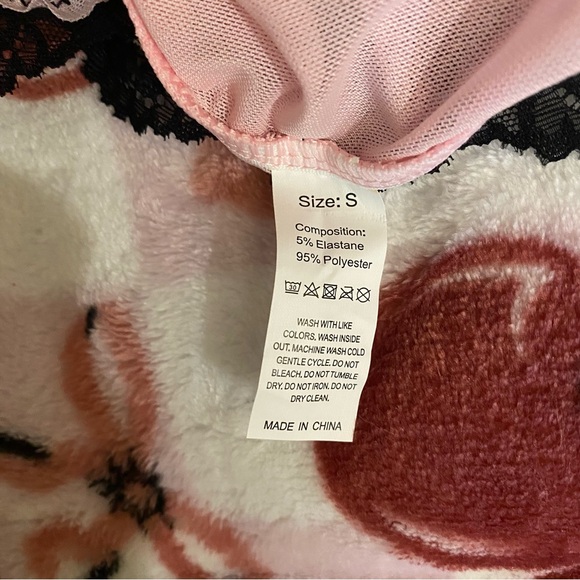 Elegant Pink Lace Trim Chemise - Picture 5 of 5